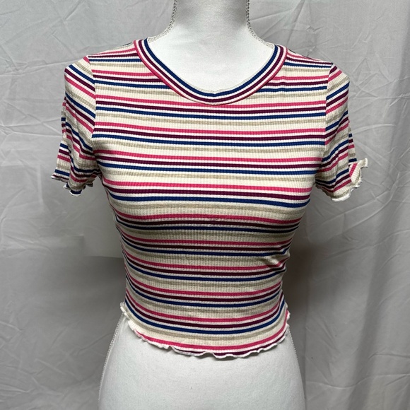 New Striped Short Sleeve Crop Top - Picture 1 of 3